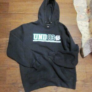 UND university no Dakota hoody G GEAR UND83 Sioux medium